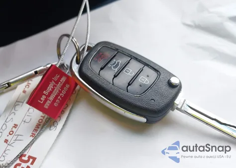 2017 Hyundai Tucson Se from USA, damaged, VIN KM8J3CA48HU403626